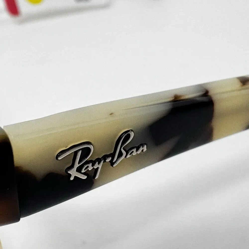 Ray-Ban from handling